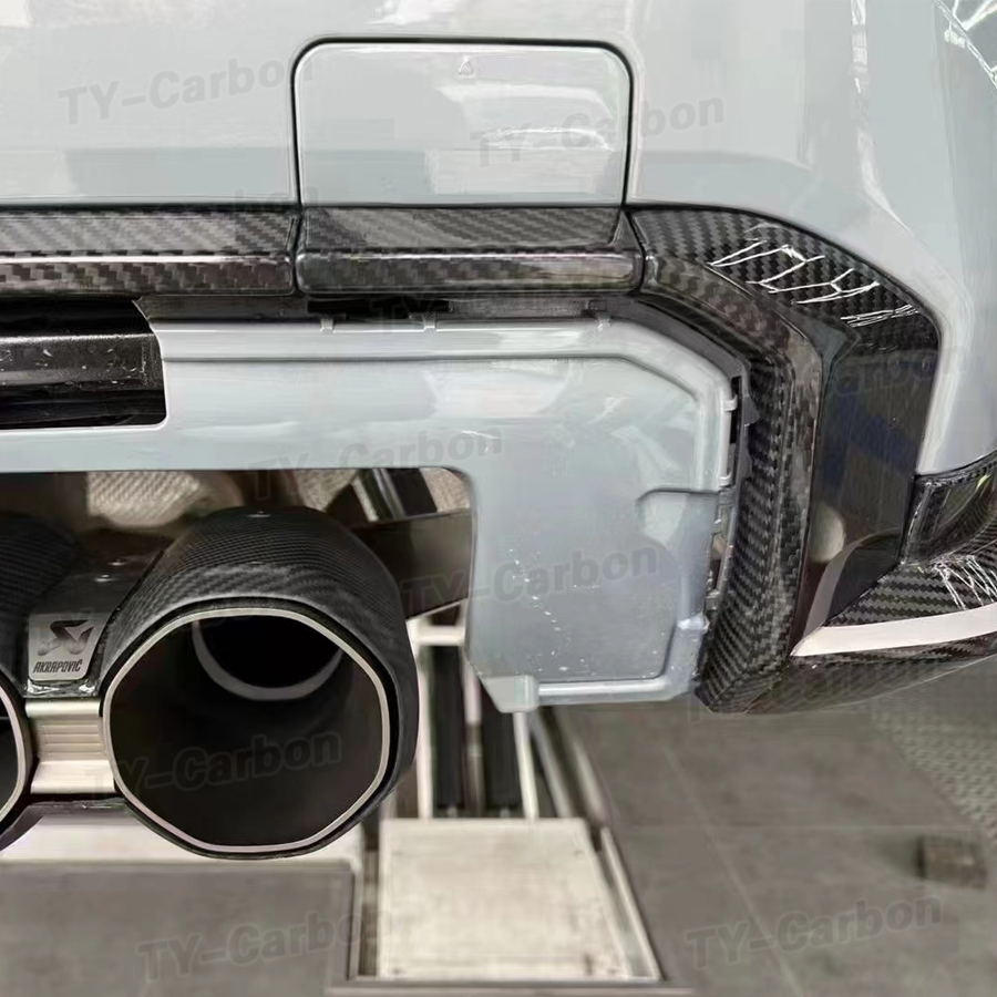 Dry Carbon Fiber Rear Diffuser - Diffusion Material Roll avis et prix