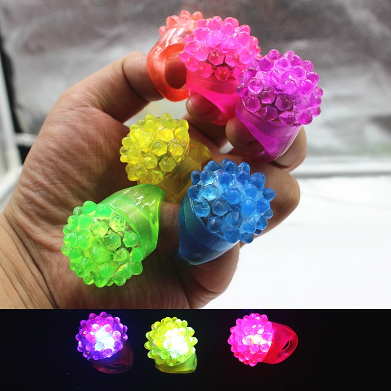 LED Light Up Ring Bumpy Rings  - Led Ring Light 18 avis et prix